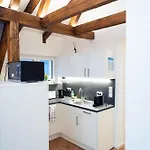 - Apartment-wohnung 3 - Wohnraum Auf Zeit Amberg