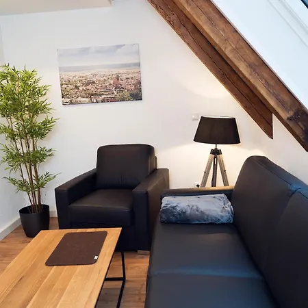 - Apartment-wohnung 3 - Wohnraum Auf Zeit Apartment